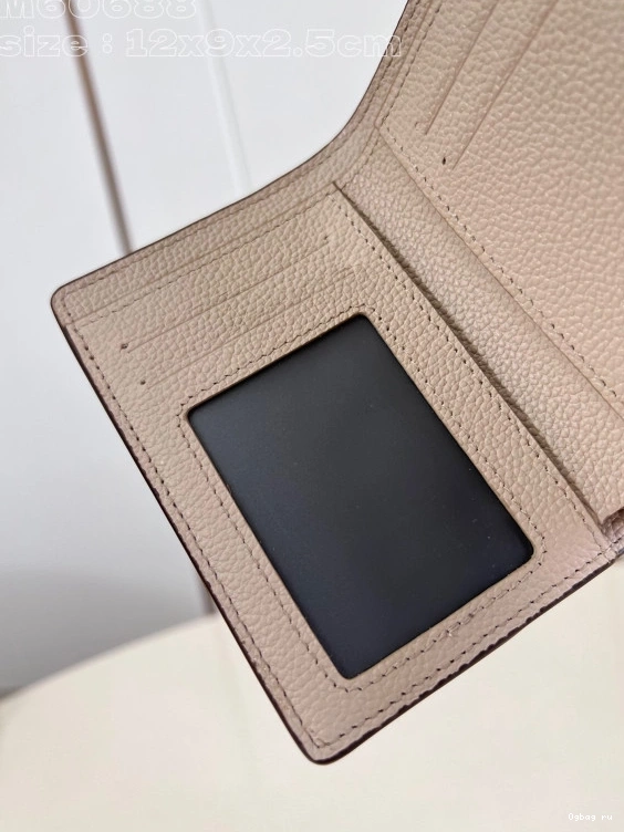 WALLET-12*9.5*2.5 VICTORINE cm VUITTON LOUIS 0805